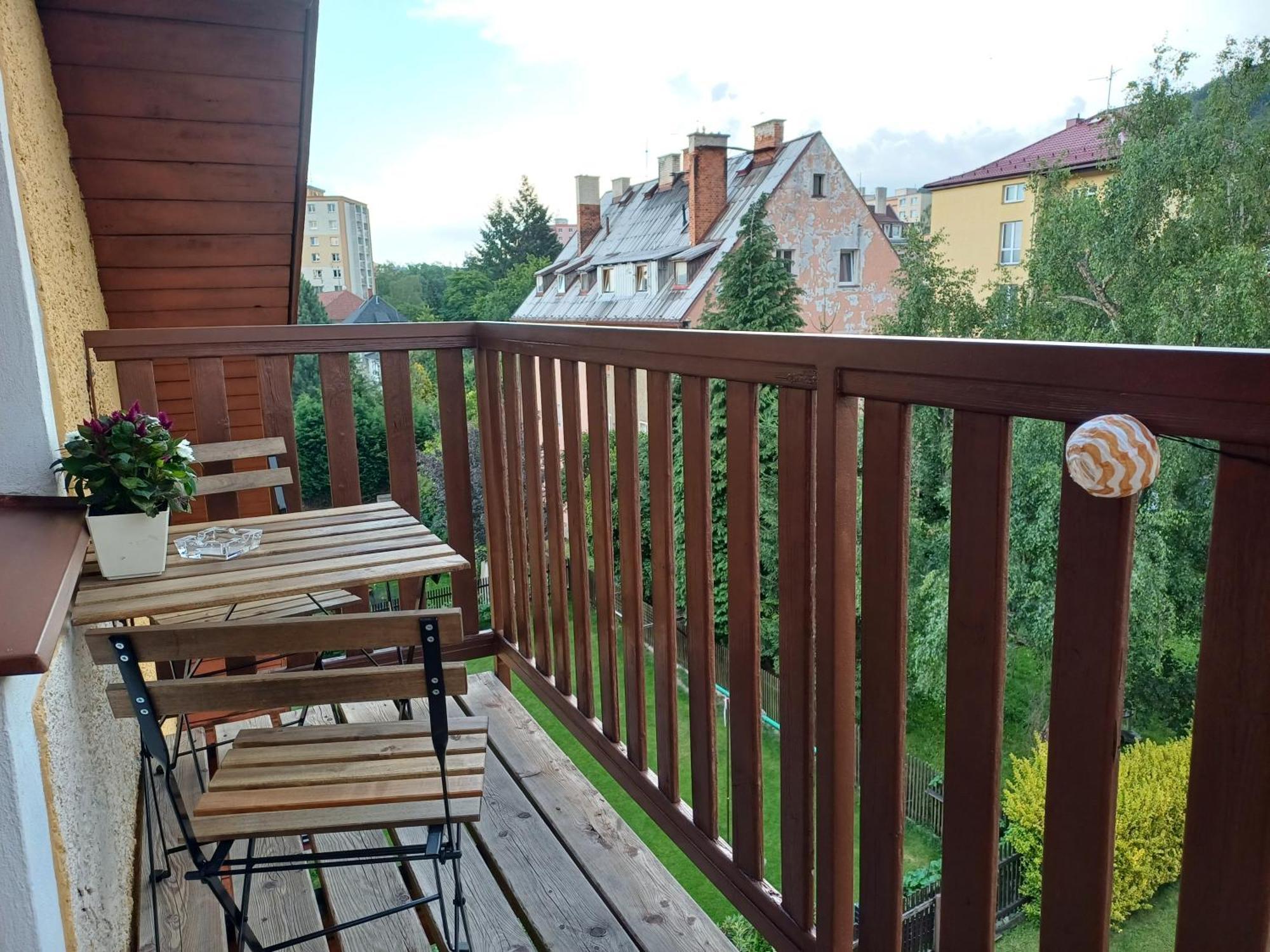 Loft Apartment Karlovy Vary Exterior photo